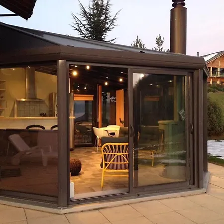 בקתה Chalet Les 4 Feuilles *