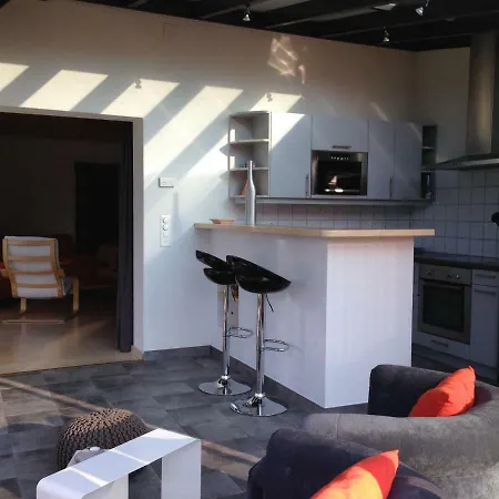 Chalet Les 4 Feuilles בקתה