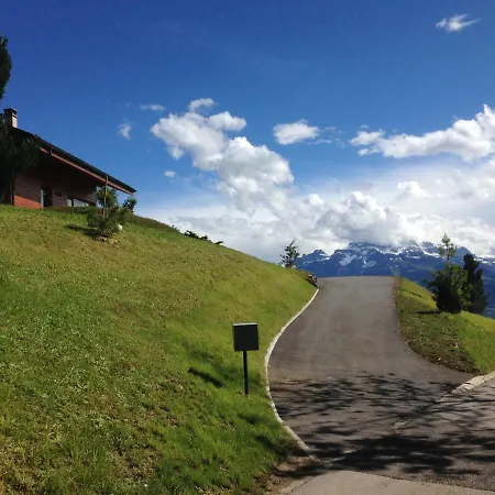 Chalet Les 4 Feuilles *