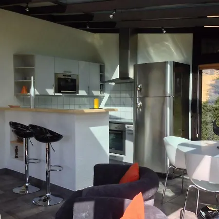 Chalet Les 4 Feuilles בקתה